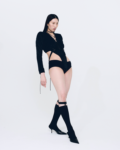 Fan-lacing Velour Body