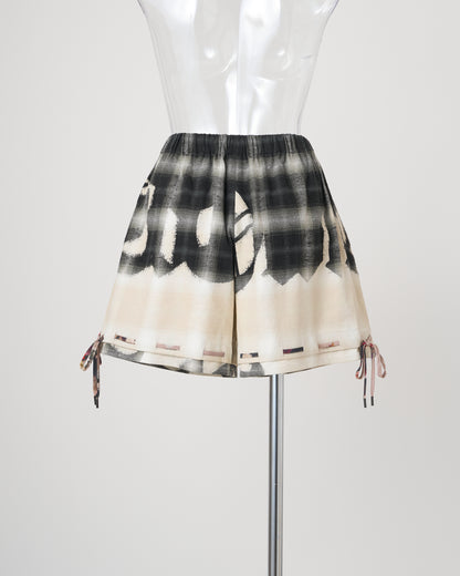 BLEACHED CHECK SHORT PANTS - BLACK