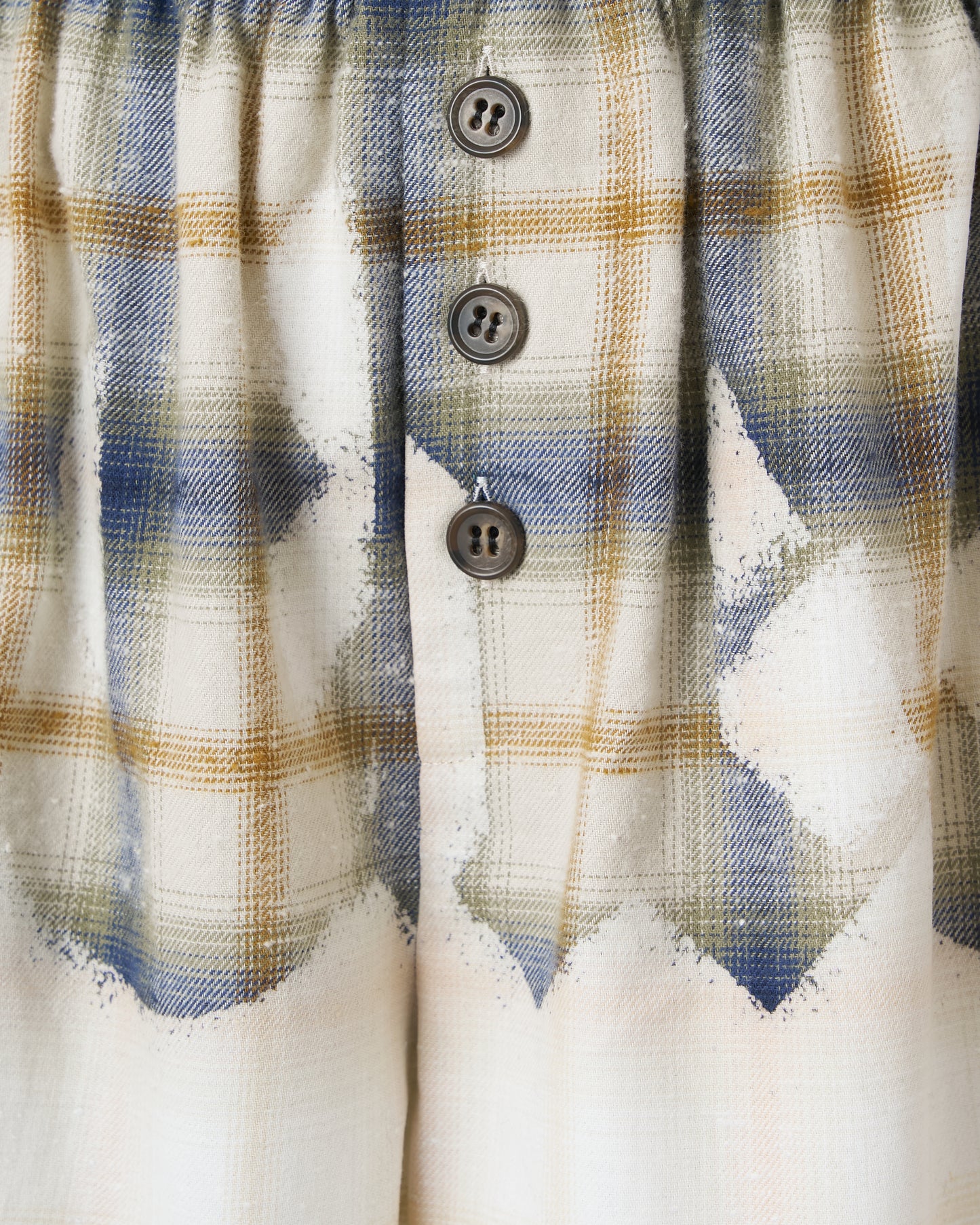 BLEACHED CHECK SHORT PANTS - BLUE