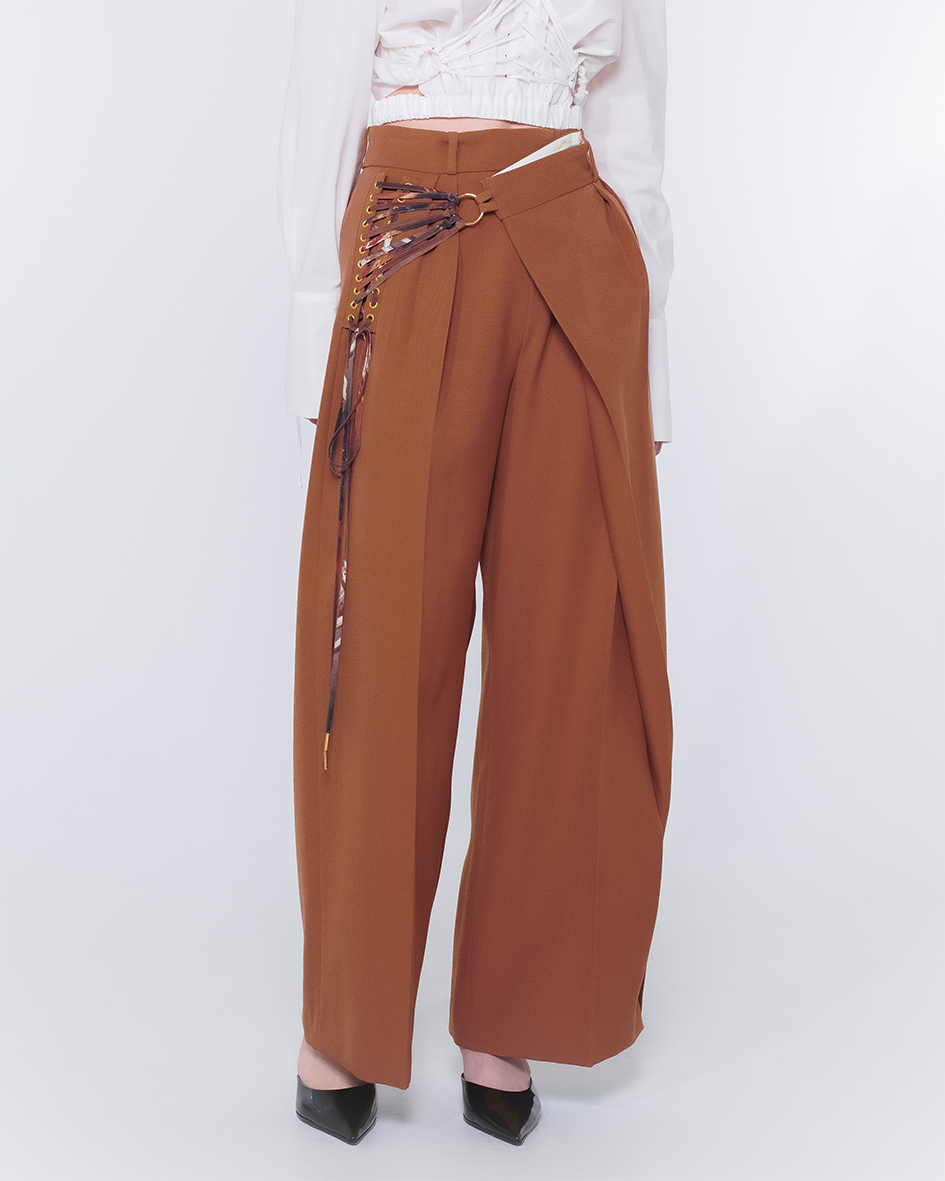 Fan-lacing Trousers (Brown)